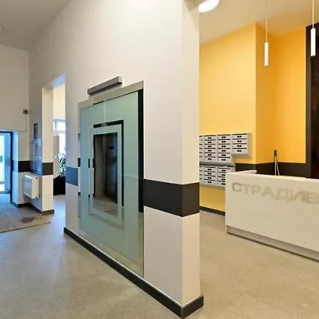 Daire Comfort Life Apartment Minsk